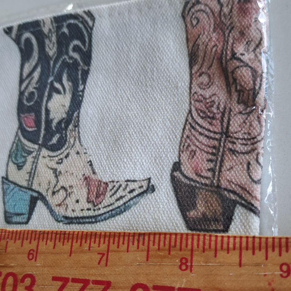 Western Boots Make Up Pouch - Picture 2 of 3